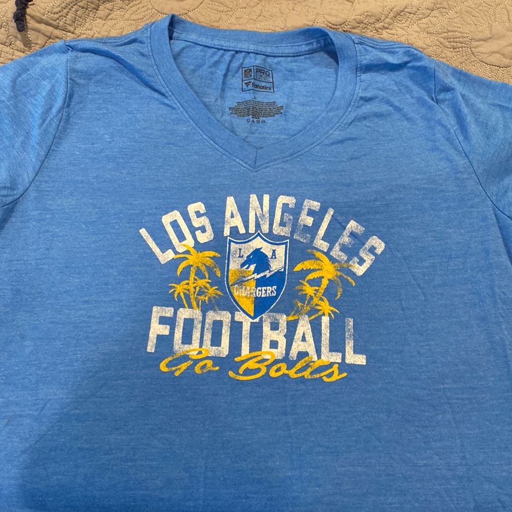 LA chargers womens shirt size large fitted
